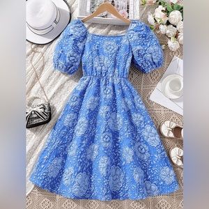 really pretty blue dress- BEAUTIFUL indents of flowers never worn